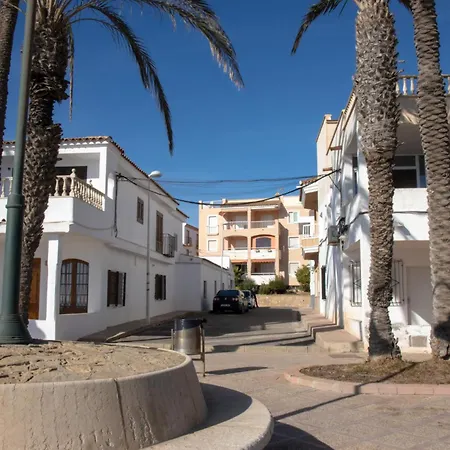Frente Al Mar - *